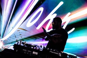 DJ John (2)