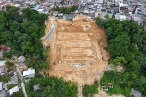 Prefeitura de Manaus avança em obras de contenção de erosão e leva mais segurança à rua Ladário, na zona Norte 4