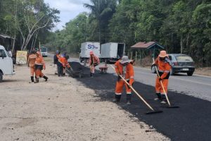 Prefeitura de Manaus recupera trecho da rua da Floresta e reforça segurança viária no bairro Tarumã 4