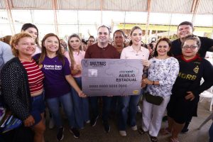 ‘Veio em uma boa hora’, diz mãe beneficiada pelo Auxílio Estadual na véspera do Dia das Mães 5_foto Alex Pazuello e Antonio Lima Secom